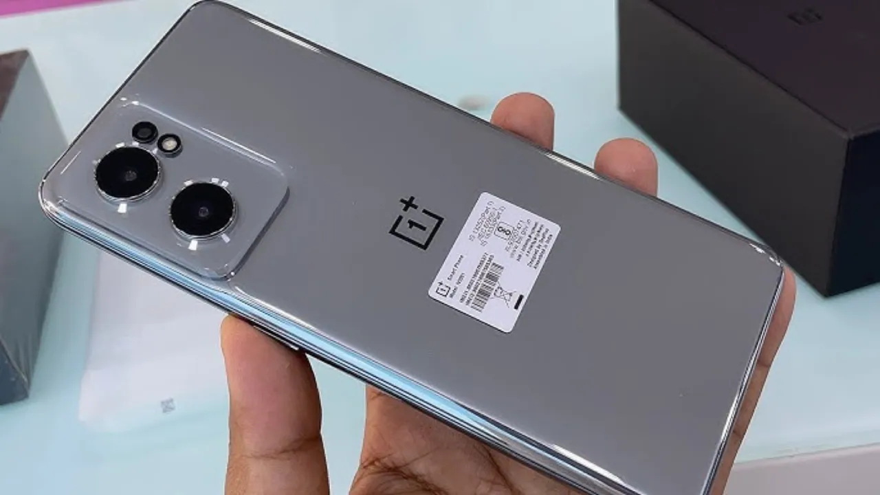 8000mAh की दमदार बैटरी और धांसू फीचर के साथ OnePlus Nord 2T 5G स्मार्टफोन बना रहा है सभी को दीवाना